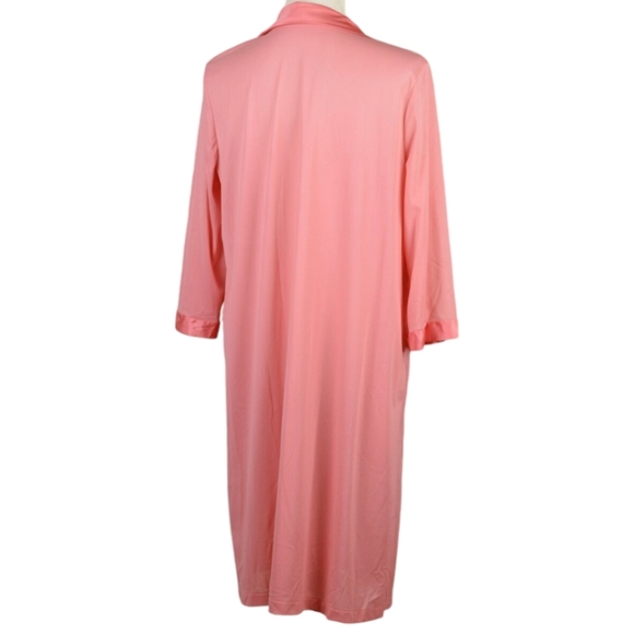 Vanity Fair Pink Robe Large Vintage 70’s Pockets Bottons size M - Picture 2 of 7